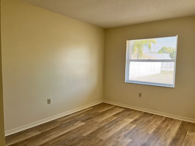 4993 Reagen Way — Photo 25