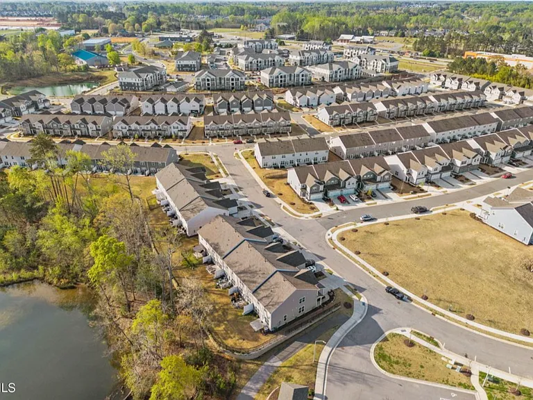 Beautiful and safe family community located right off of HWY 55