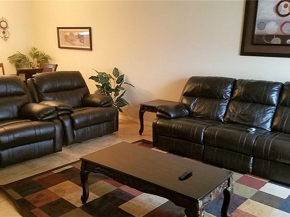2nd image of 836 W Charing Cross Cir