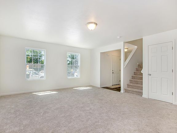 4th image of 3828 Ryan Woods Dr