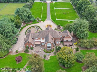 65 Cross Road, Colts neck, NJ, 07722