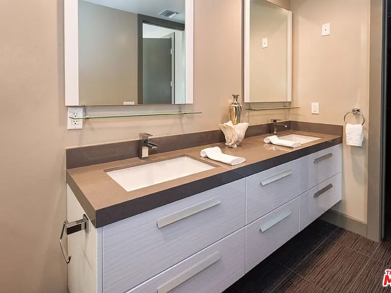 1217 Horn Ave #104 — Photo 16
