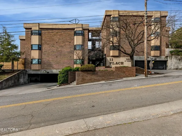 509 11th St APT 2008, Knoxville, TN 37916