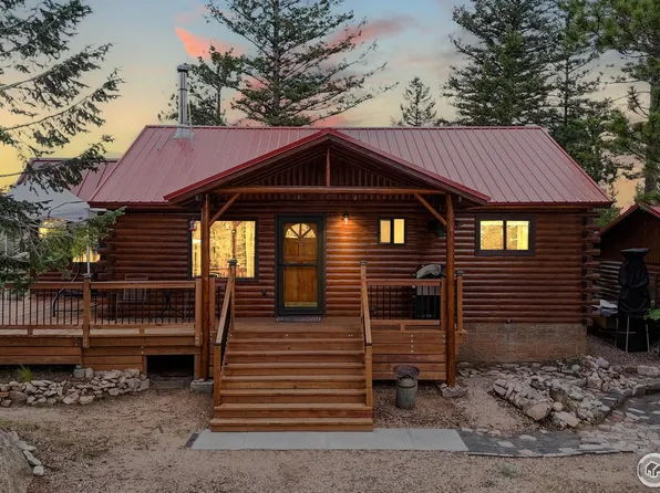 2891 Green Mountain Dr, Livermore, CO 80536