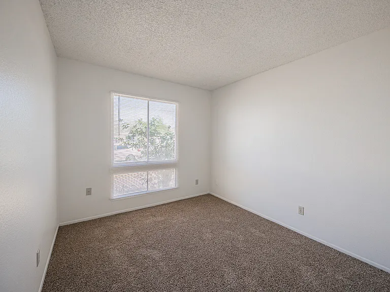 8821 W Sahuaro Dr — Photo 14