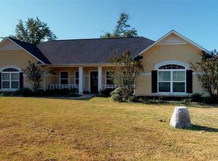3423 Garrett Ln, Texarkana, TX 75503