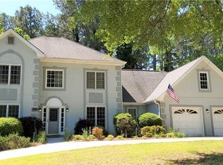 1420 Eryn Cir, Suwanee, GA