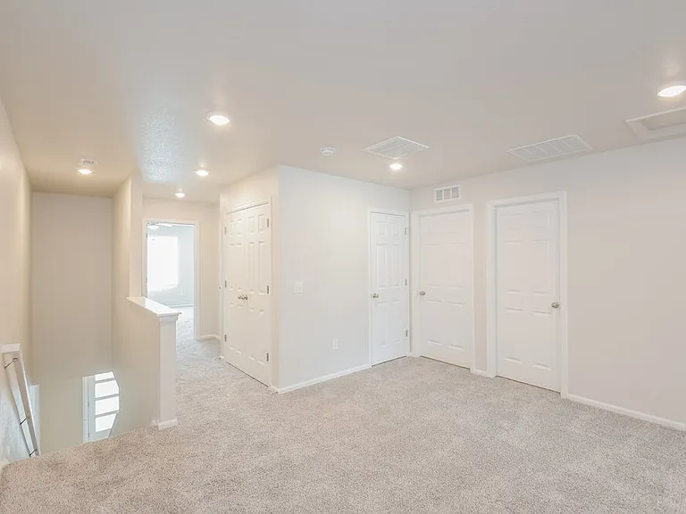 13971 Vispo Way — Photo 7