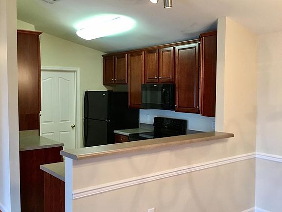 4th image of 11231 Hyde Pointe Ct