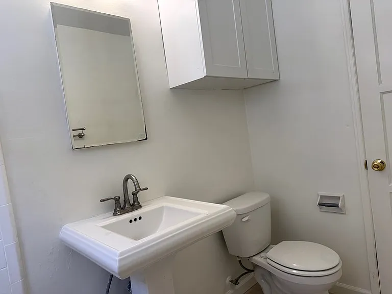 3109 Jarvis St — Photo 15