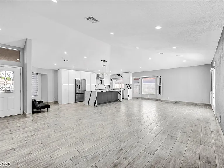 3000 Blue Fin Cir — Photo 3