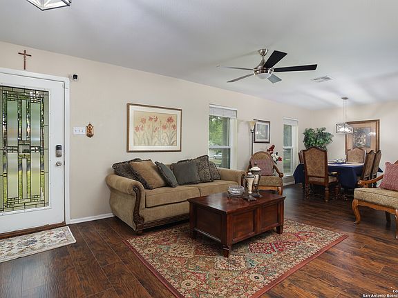 4th image of 1011 SPENT WING DR