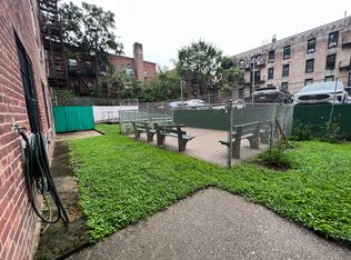 30-44 29th St #2B, Astoria, NY 11102
