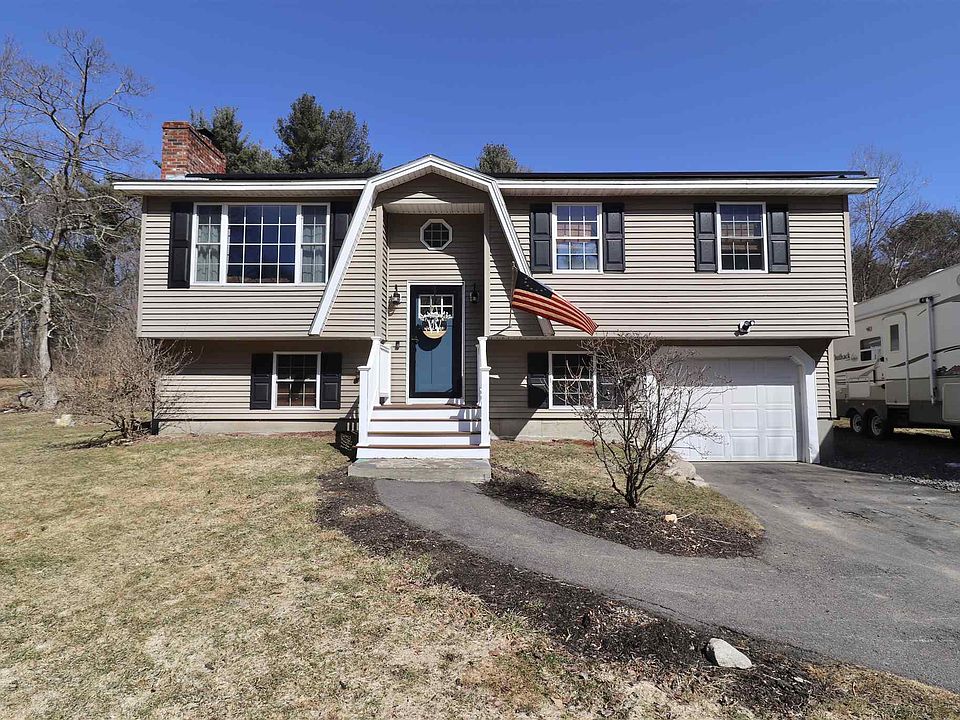 1st image of 7 Maplewood Dr