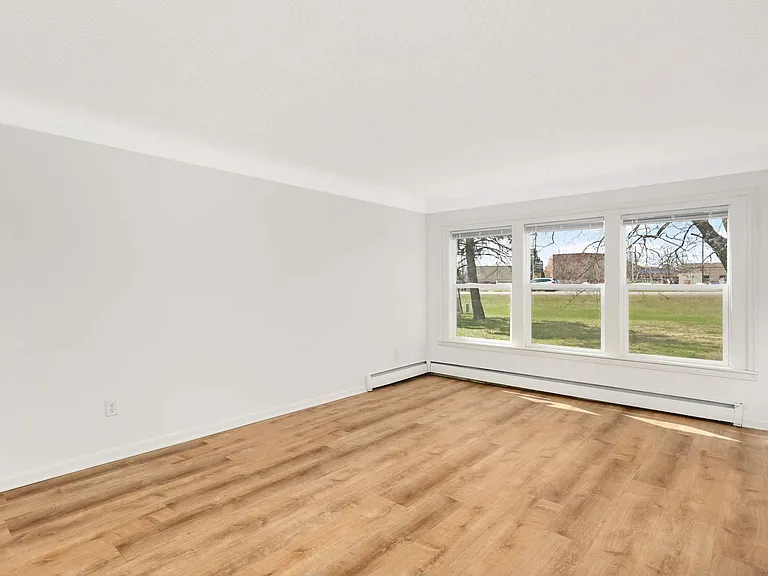 13898 S Robert Trl #6 — Photo 15