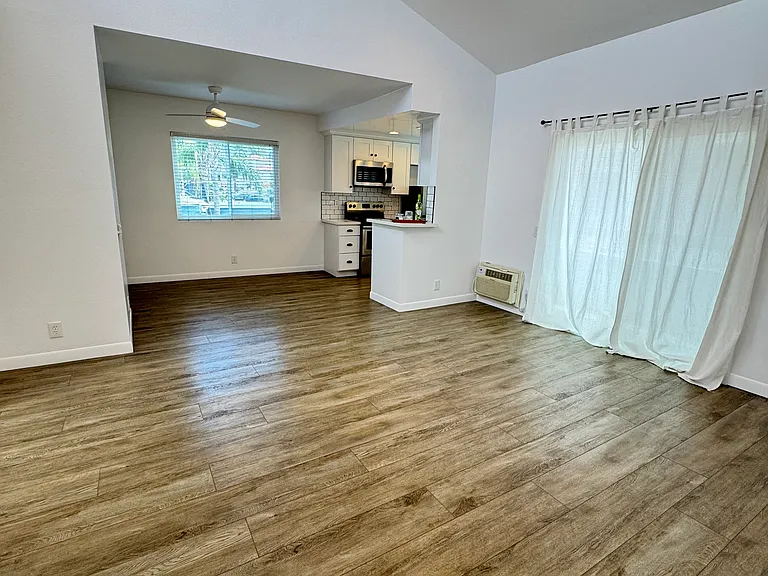 4659 Texas St #7 — Photo 4