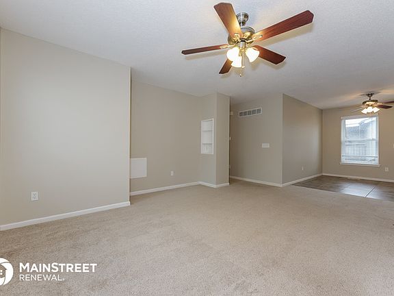 5th image of 1838 Gates Dr W