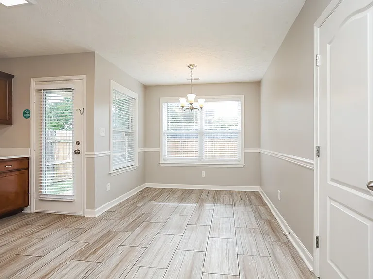 1632 Beaconcrest Cir — Photo 5