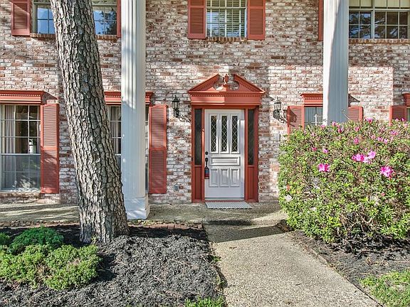 4th image of 10910 Brentway Dr