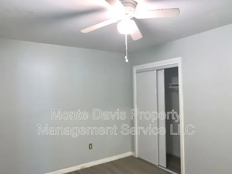 4708 Red River St #A — Photo 9
