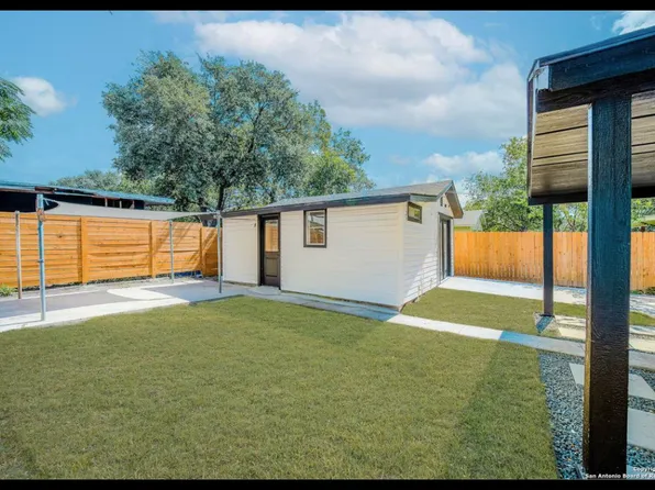 (undisclosed Address), San Antonio, TX 78201