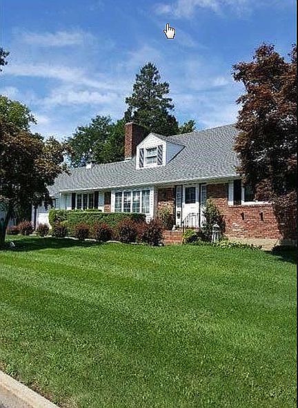 2nd image of 15 Eldridge Pl