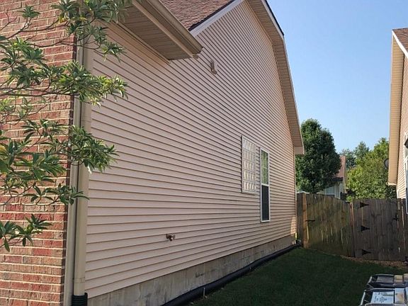 4th image of 2840 Belle Haven Pl