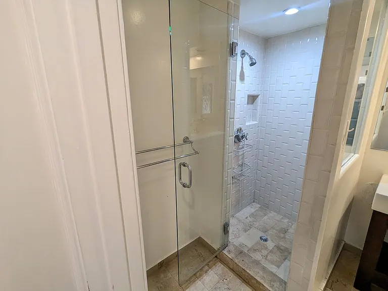 169 N Wetherly Dr — Photo 15