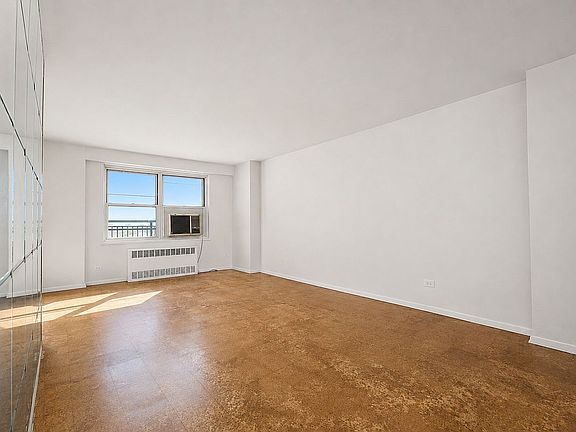 4th image of 1935 Shore Pkwy APT 9G
