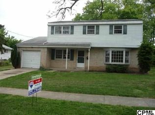 302 Thomas Dr, Mechanicsburg, PA 17050