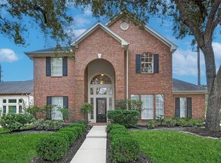 5522 Whisper Ridge Dr, Sugar Land, TX 77479