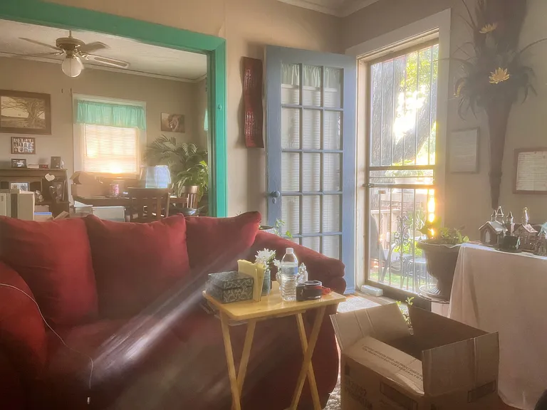 1855 Peabody Ave — Photo 2