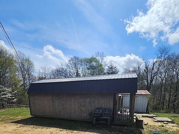 5th image of 580 Captain Carter Rd