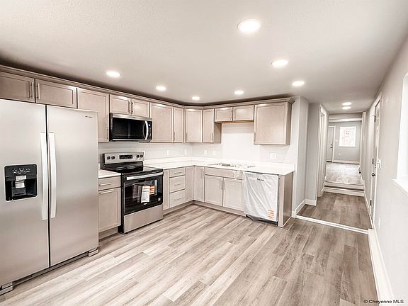 2nd image of 2415 E 10th St