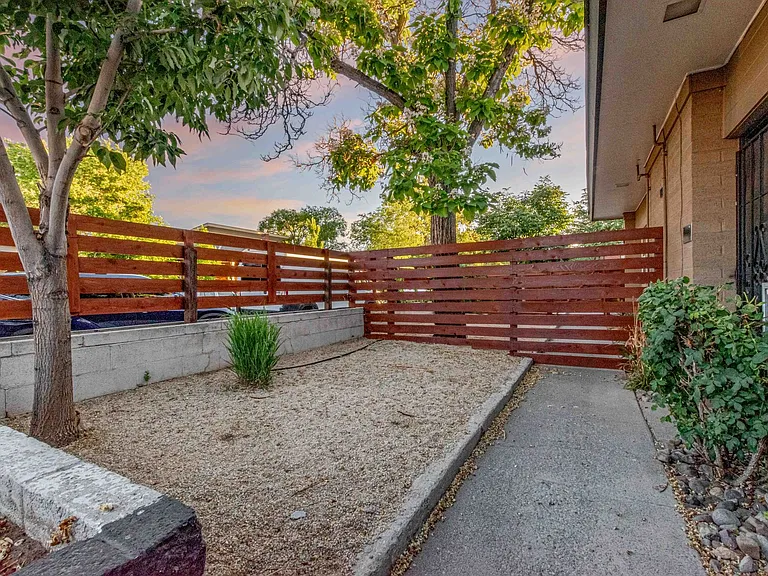 65 Caliente Street — Photo 10