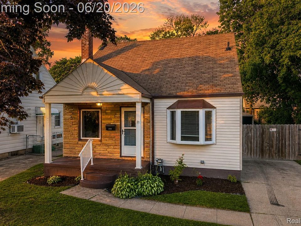 1st image of 21145 Beechwood Ave