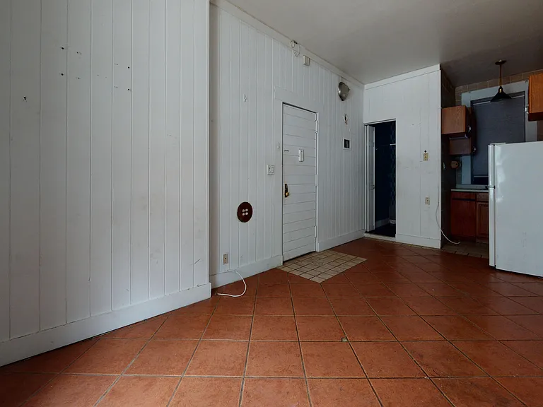 119 E 97th St #1A — Photo 6