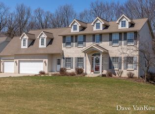9178 Lady Lauren Dr NE, Rockford, MI 49341
