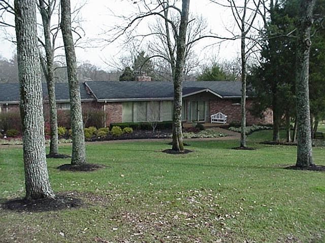 1st image of 5010 Longstreet Dr
