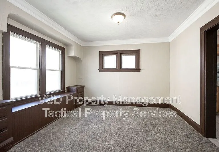 19101 Nitra Ave — Photo 24