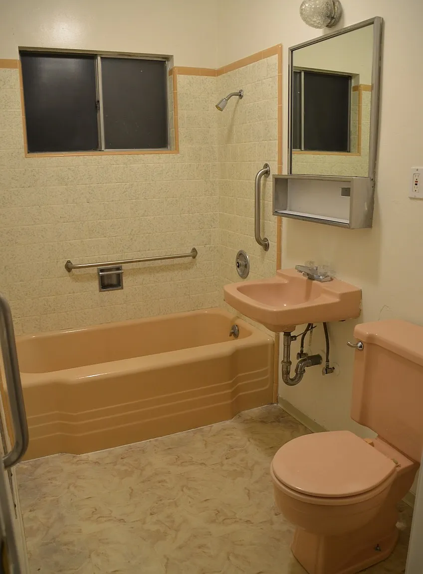 1 bed, 673 sqft, $995 — Photo 2