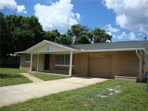 1st image of 2315 Poinsettia Dr