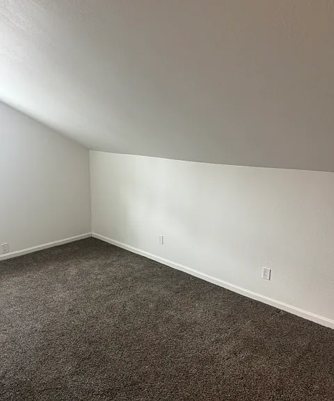 1748 Shelley Dr — Photo 14