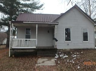 911 N 11th St, Atchison, KS 66002
