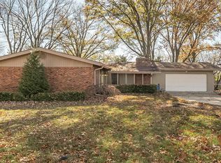 12532 Fee Fee Rd, Saint Louis, MO 63146