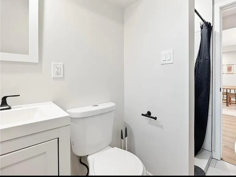 10715 Clarkson Ct — Photo 16