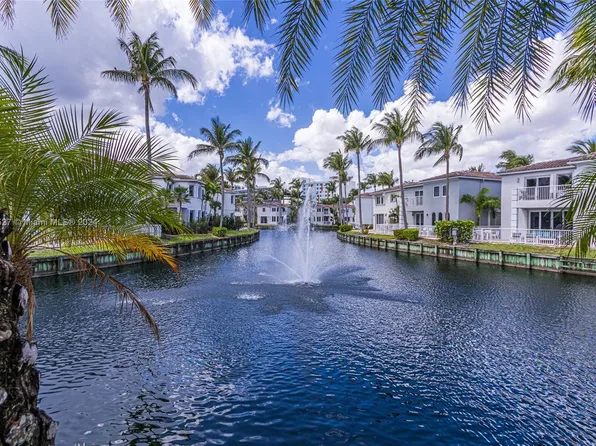 21010 NE 32nd Ave, Aventura, FL 33180