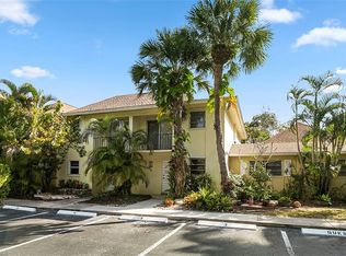 1201 Solana Rd APT 3, Naples, FL 34103