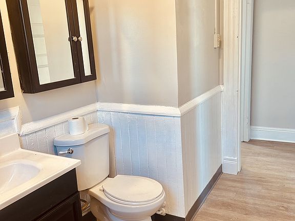 3rd image of 53-55 Brown St #53