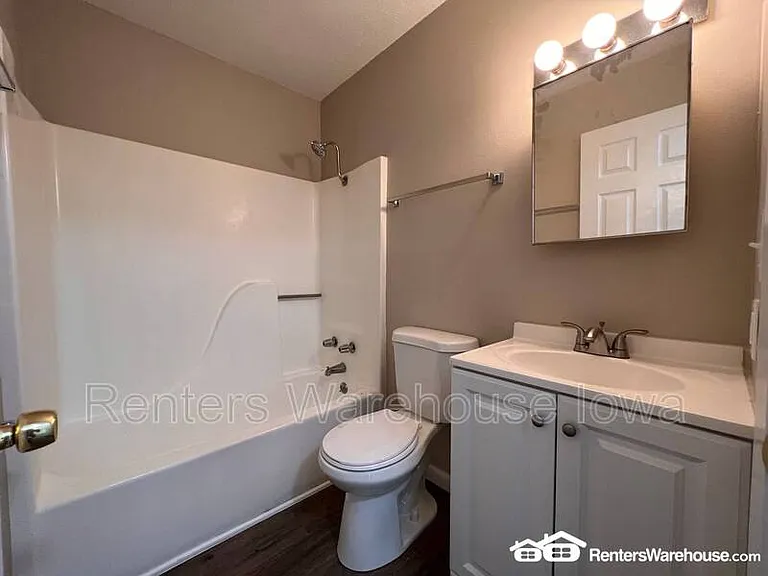 3012 Raccoon St — Photo 11